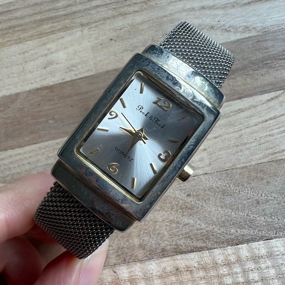 Vintage Peck and peck ladies bracelet cuff watch NEW BATTERY